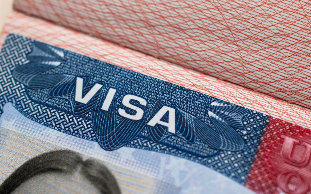 Las 5 Mejores Estrategias para Asegurar la Aprobación de tu Visa O1 en 2025